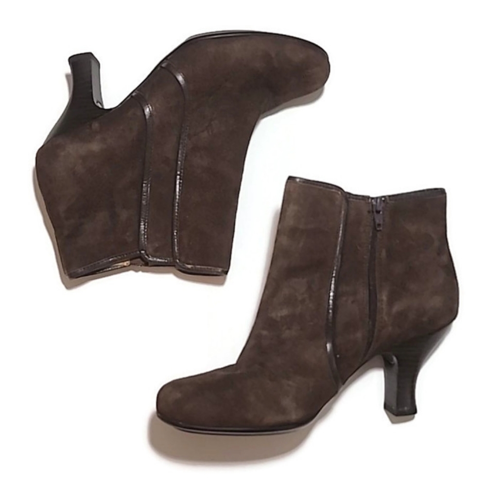 Sofft Brown Leather Booties Size 7 W